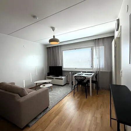 Cozy Studio, Metro&light Rail 500m, Own Parking Appartement