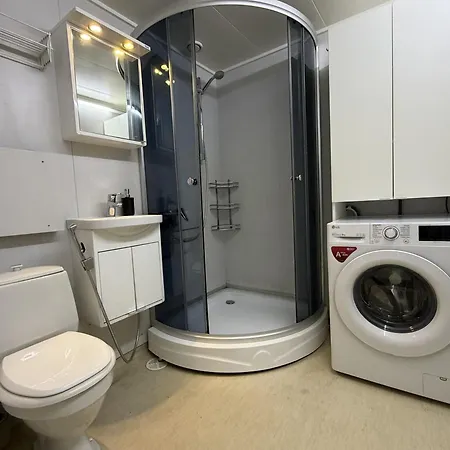 Cozy Studio, Metro&light Rail 500m, Own Parking Helsinki